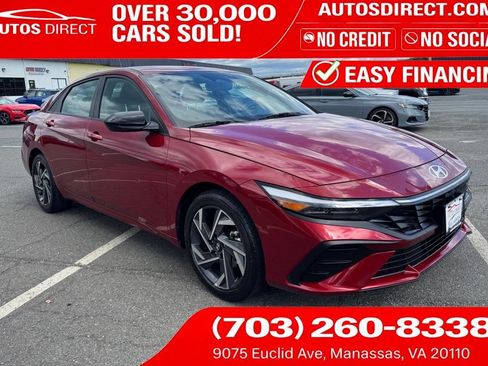 Used 2025 Hyundai Elantra Sport FWD image 1