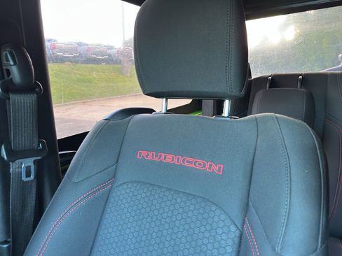 Used 2018 Jeep Wrangler Rubicon image 21