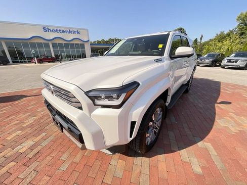 Used 2025 Toyota 4Runner Limited AWD/4WD image 26