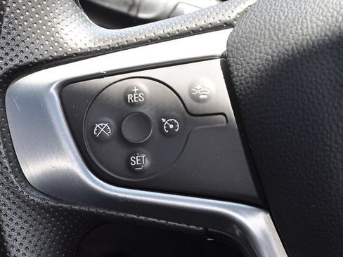 Used 2024 GMC Terrain SLE AWD/4WD image 29