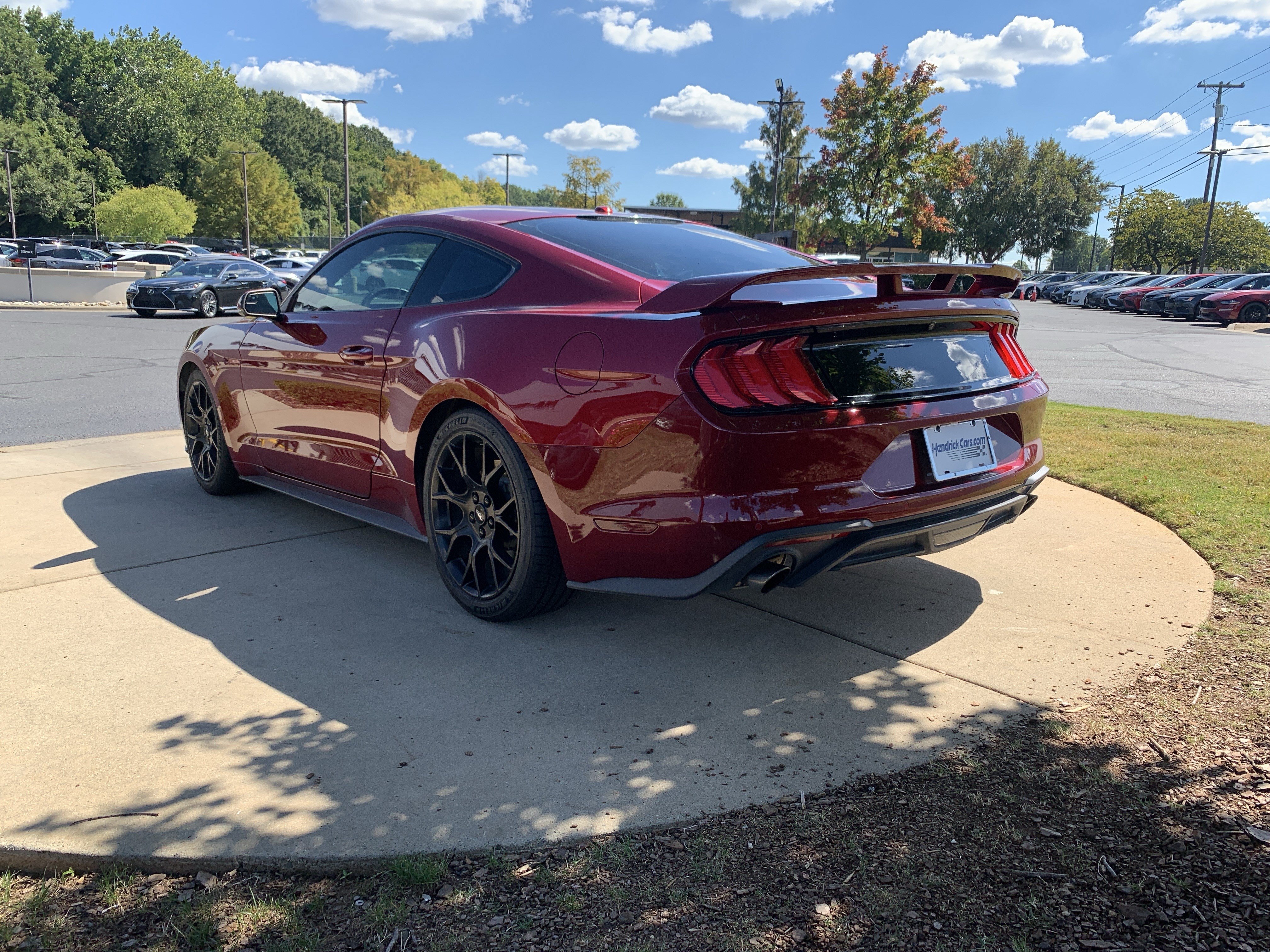Used 2019 Ford Mustang Premium w/ Ecoboost Performance Package RWD image 8