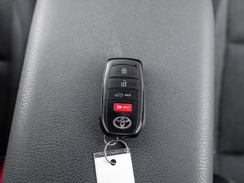 Certified 2025 Toyota Camry LE image 30