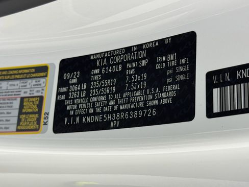 Used 2024 Kia Carnival SX image 48