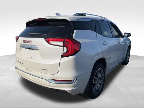 Used 2023 GMC Terrain Denali w/ LPO, Floor Liner Package AWD/4WD image 9