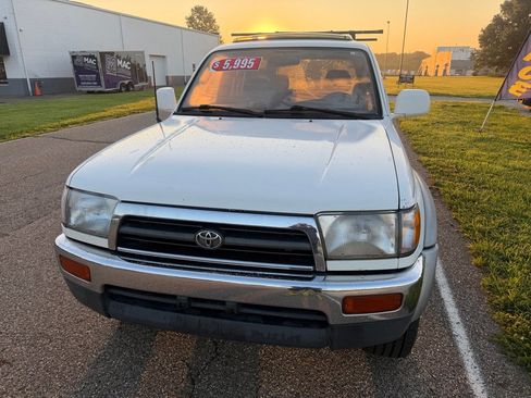 Used 1998 Toyota 4Runner Limited AWD/4WD image 4