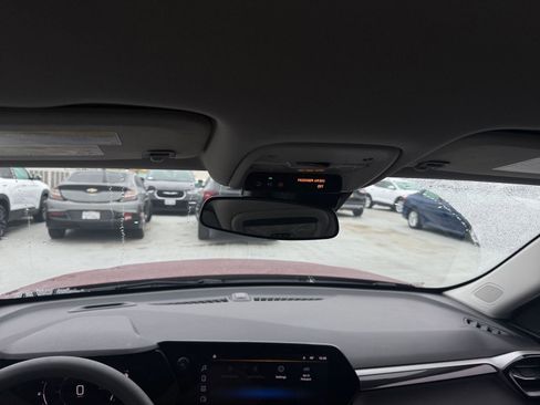 Used 2025 Chevrolet TrailBlazer LT image 33