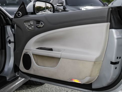 Used 2010 Jaguar XK Convertible image 42