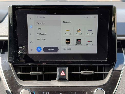 Used 2023 Toyota Corolla LE image 12