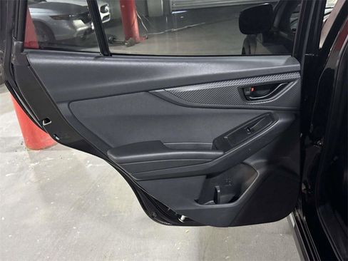 Used 2019 Subaru Crosstrek 2.0i Premium image 9