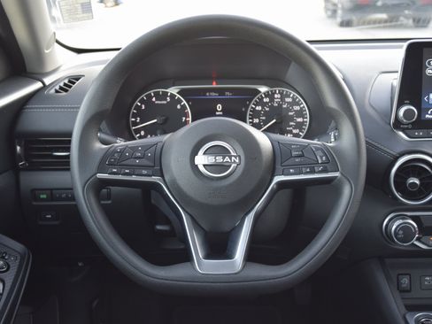 Used 2024 Nissan Sentra SV image 11