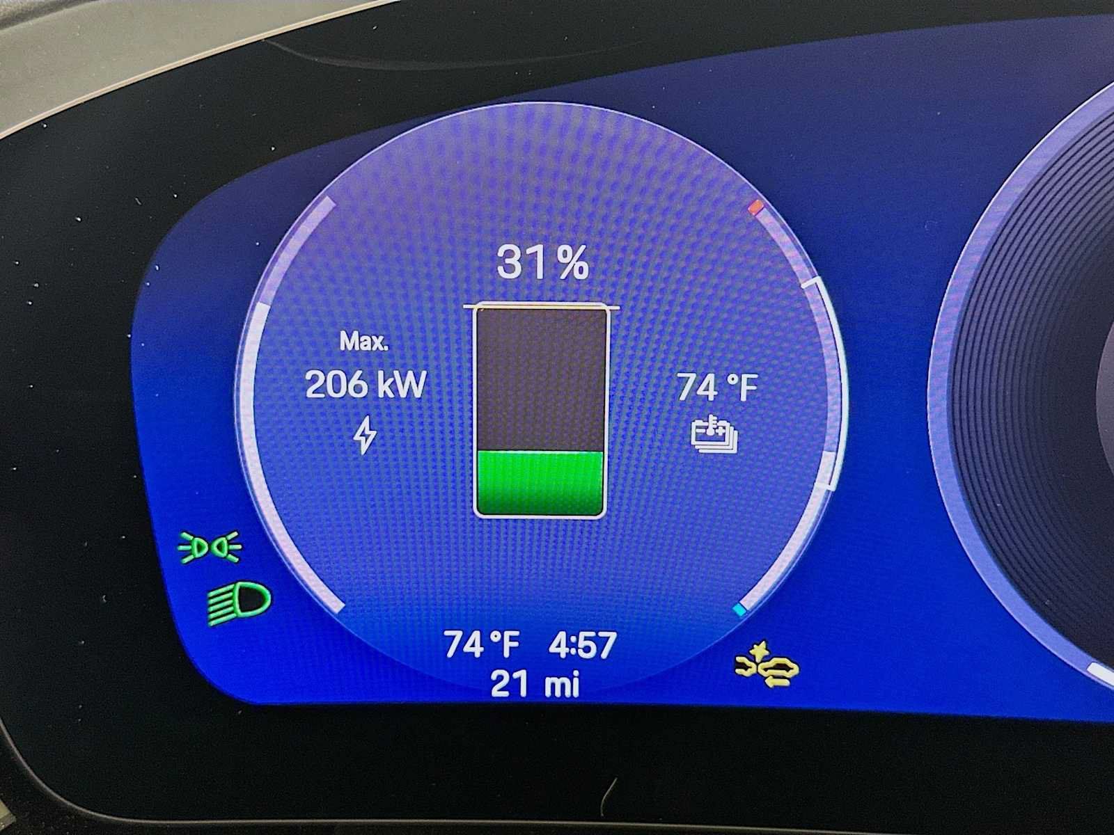 Used 2026 Porsche Macan Electric RWD image 16
