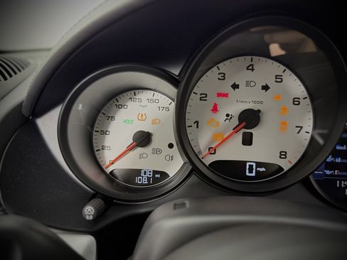 New 2025 Porsche 718 Cayman image 24