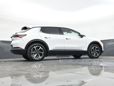 New 2026 Chevrolet Equinox EV LT FWD image 39