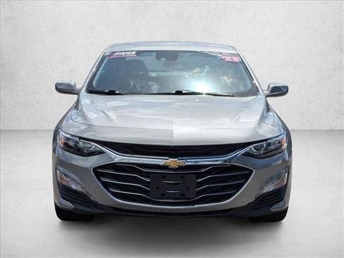 Used 2023 Chevrolet Malibu LT FWD image 2