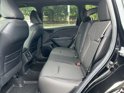 Certified 2026 Subaru Forester Premium AWD/4WD image 28
