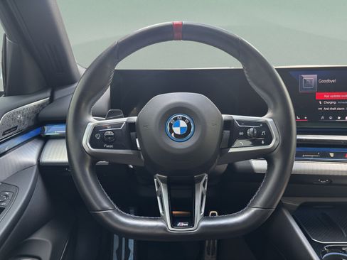 Used 2024 BMW i5 M60 AWD/4WD image 8