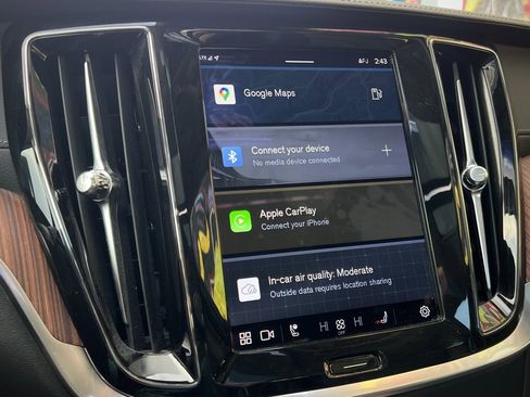 Used 2023 Volvo S60 B5 Ultimate image 59