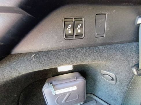 Used 2022 Lexus RX 350L FWD w/ Premium Package image 71