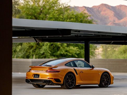 Used 2018 Porsche 911 Turbo S image 8