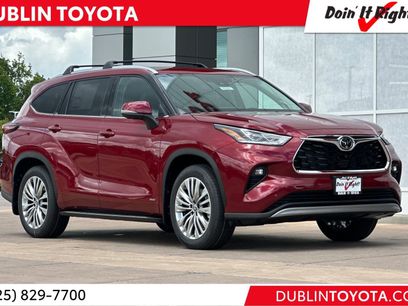 New 2026 Toyota Highlander Platinum