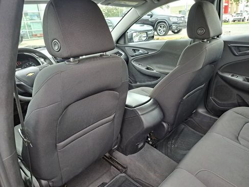 Used 2020 Chevrolet Malibu LS image 23