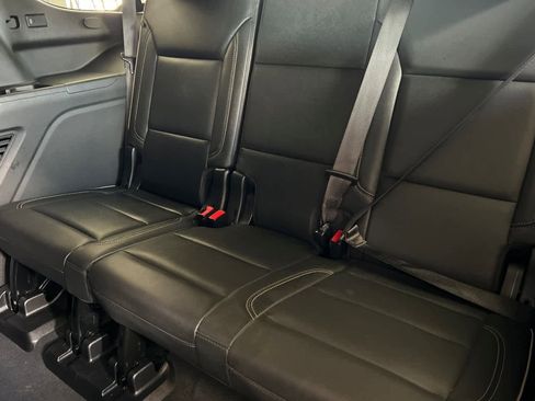 Used 2021 GMC Yukon SLT image 16
