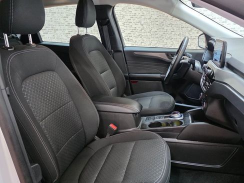 Used 2025 Ford Escape Active w/ Cold Weather Package image 13