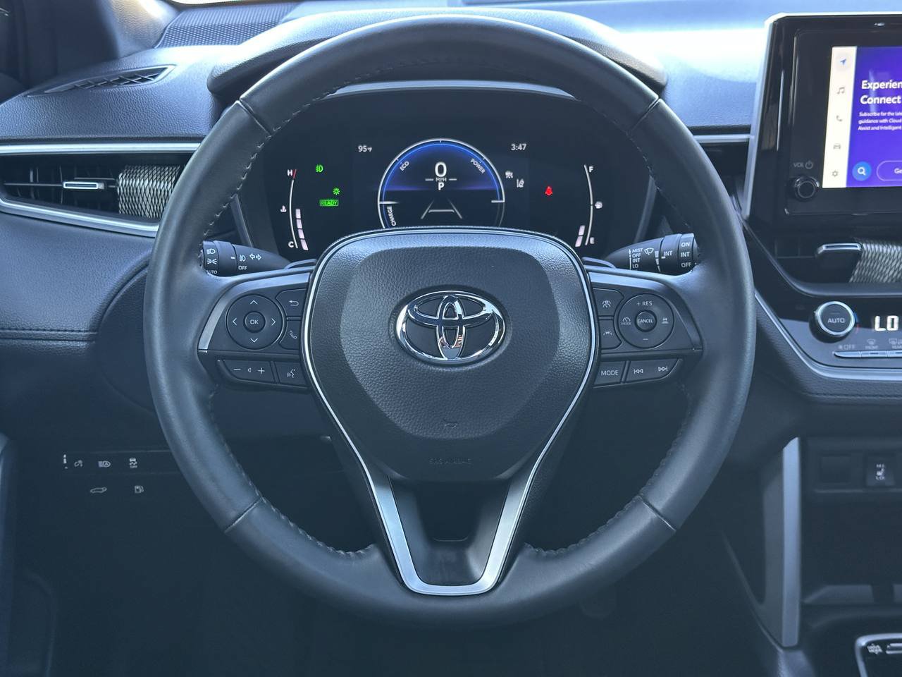Used 2024 Toyota Corolla Cross AWD Hybrid w/ Convenience Package image 33