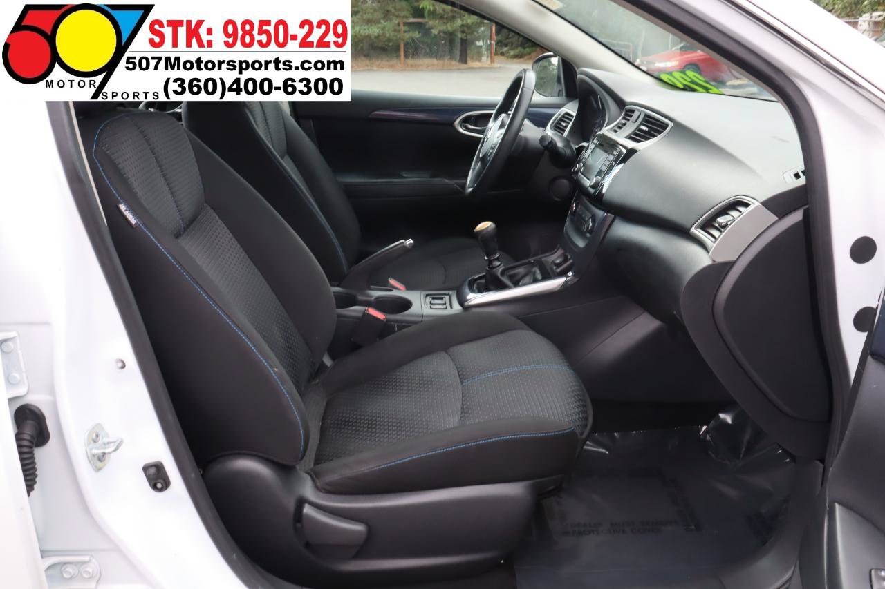 Used 2017 Nissan Sentra SR Turbo w/ SR Midnight Edition FWD image 22