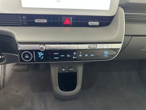 Used 2024 Hyundai Ioniq 5 Limited image 23