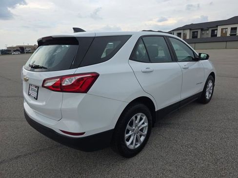 Used 2020 Chevrolet Equinox LS FWD image 13