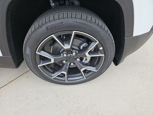 New 2026 Jeep Cherokee Overland AWD/4WD image 10