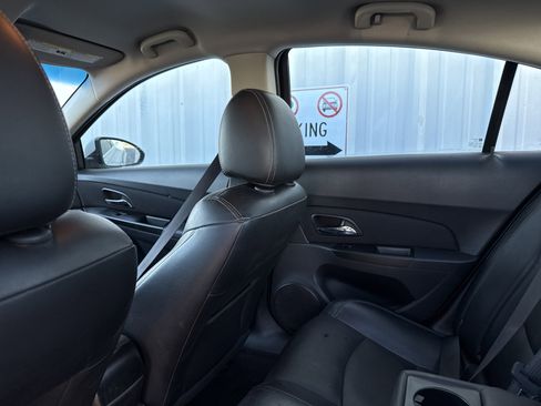 Used 2014 Chevrolet Cruze LTZ w/ Enhanced Safety Package image 25