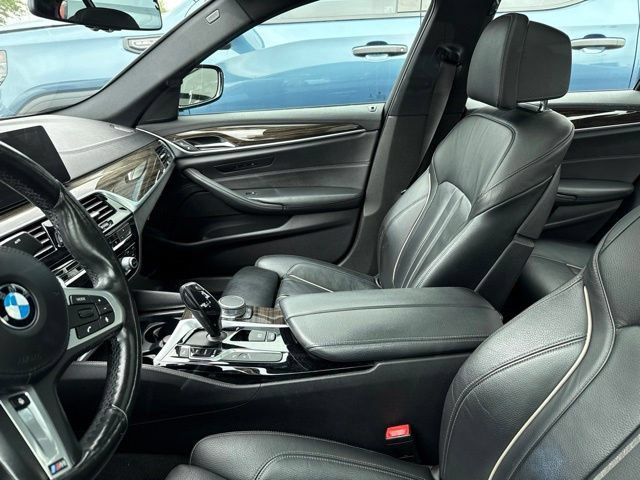 Used 2018 BMW 540i xDrive AWD/4WD image 9