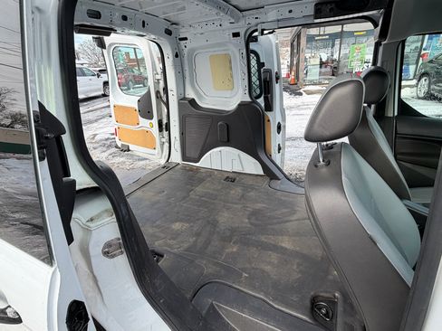 Used 2018 Ford Transit Connect XL image 12