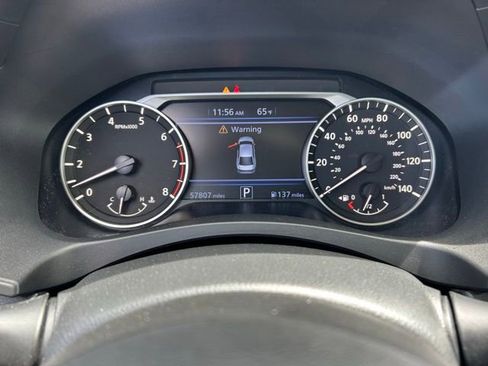 Used 2023 Nissan Altima 2.5 SV FWD image 12
