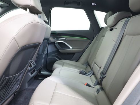 Used 2025 Audi Q5 Premium w/ Convenience Package AWD/4WD image 27