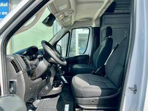 Used 2023 RAM ProMaster 2500 image 15