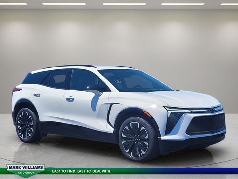 Used 2024 Chevrolet Blazer EV RS AWD/4WD image 1