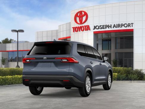 New 2026 Toyota Grand Highlander AWD image 11