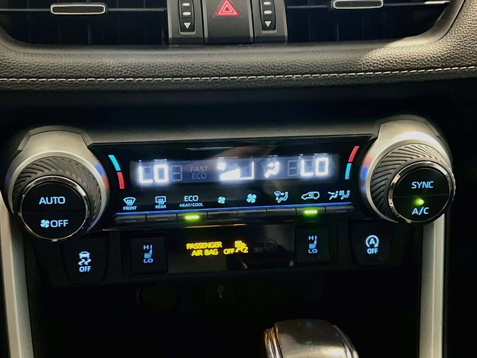 Used 2021 Toyota RAV4 XLE Premium FWD image 11