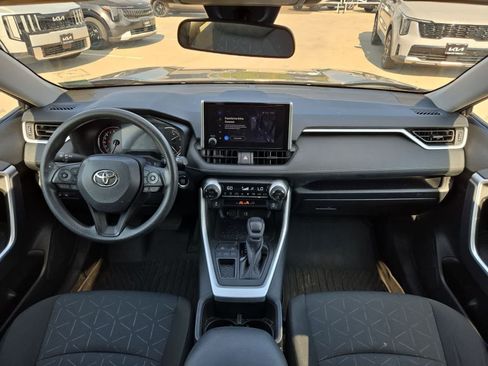 Used 2024 Toyota RAV4 XLE FWD image 13