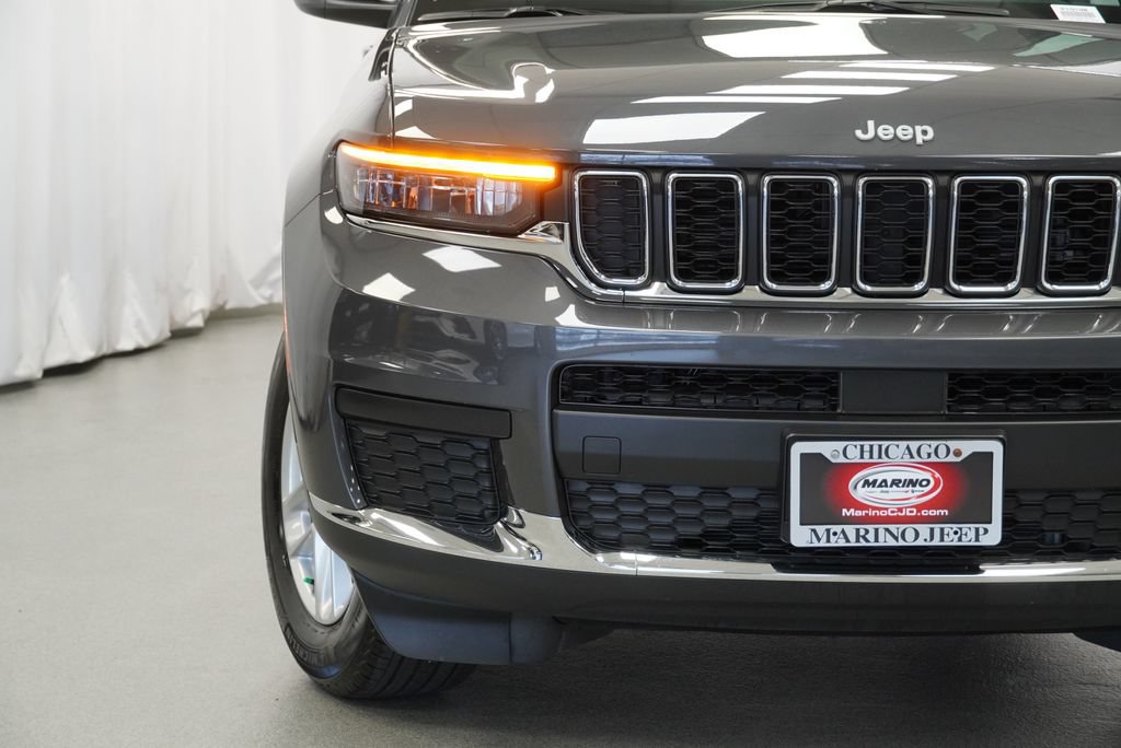 Certified 2025 Jeep Grand Cherokee L Laredo AWD/4WD image 12