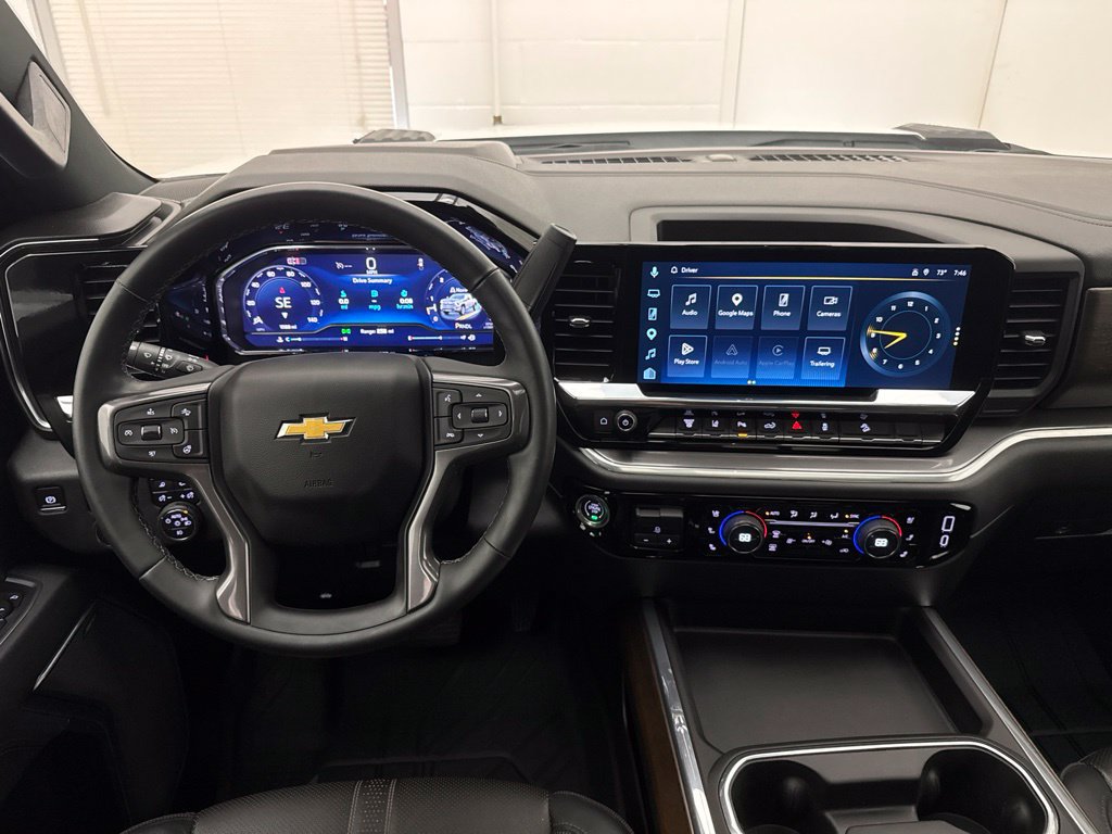 Used 2025 Chevrolet Silverado 3500 High Country w/ High Country Premium Package AWD/4WD image 14