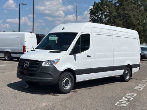 New 2025 Mercedes-Benz Sprinter 2500 image 5