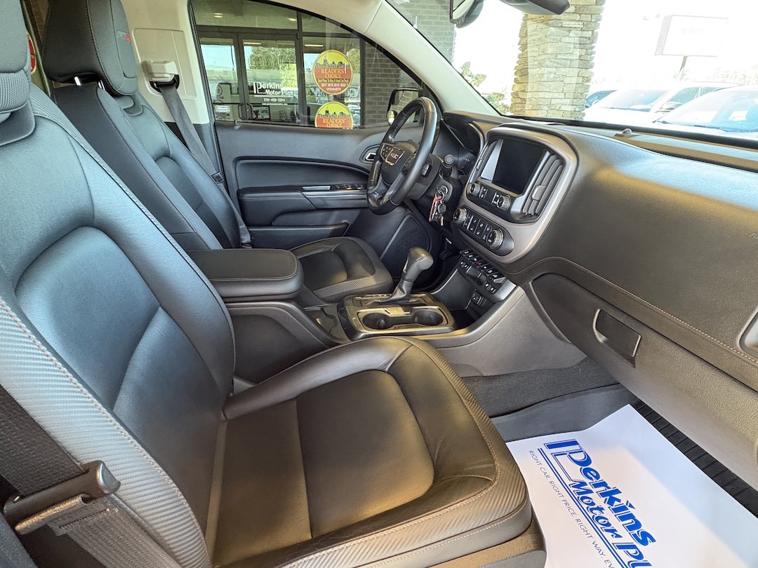 Used 2021 GMC Canyon AT4 w/ Driver Alert Package AWD/4WD image 25