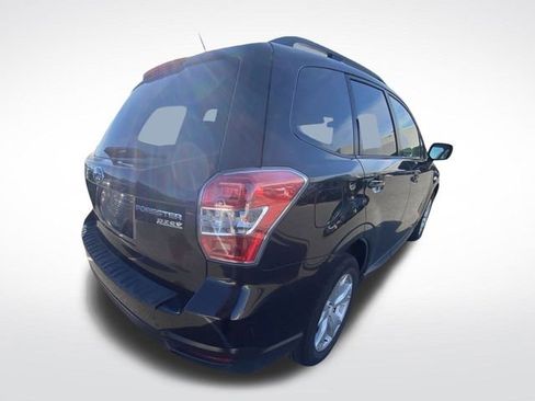 Used 2015 Subaru Forester 2.5i Premium w/ All-Weather Package image 9