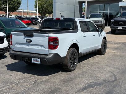 New 2025 Ford Maverick Lariat w/ Black Appearance Package