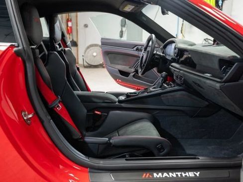 Used 2025 Porsche 911 GT3 RS RWD image 44