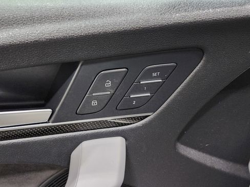 Used 2019 Audi SQ5 Premium Plus image 28